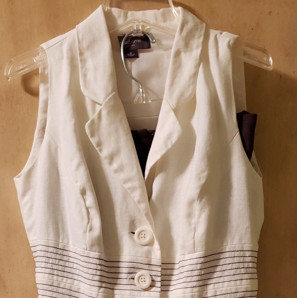 Liz Claiborne Linen suit